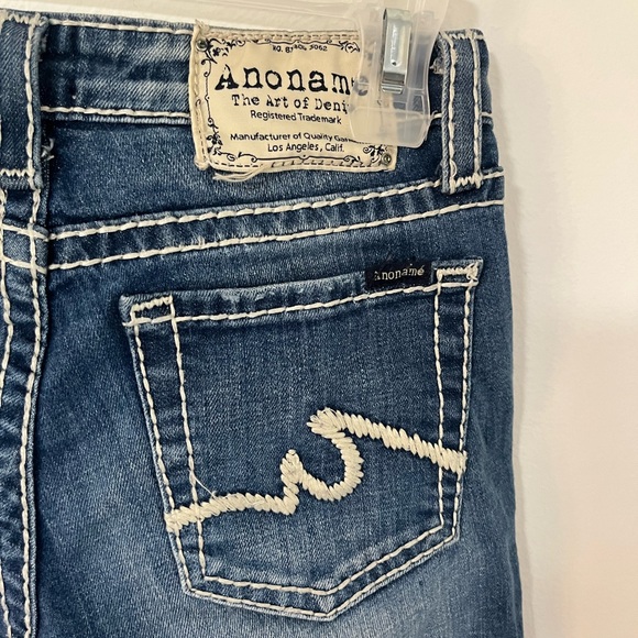 Anoname rhinestone capris - Picture 4 of 5